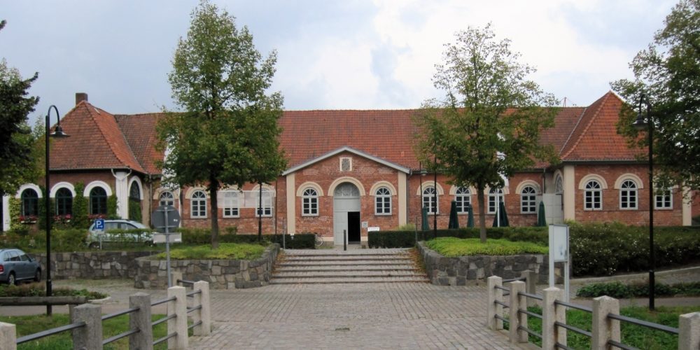 Das Marstall Gebäude von außen in Ahrensburg